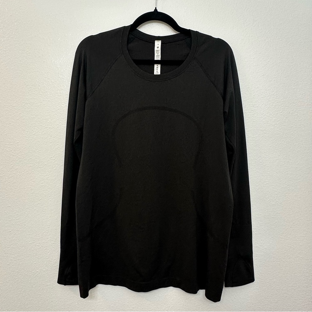 Lululemon Swiftly Tech Long‎ Sleeve 2.0 Black Size 12